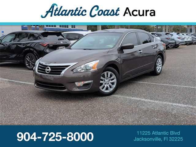 used 2013 Nissan Altima car, priced at $5,995
