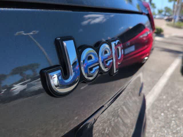 used 2016 Jeep Cherokee car, priced at $6,991