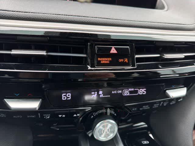 used 2024 Acura MDX car, priced at $33,995