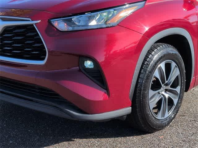 used 2020 Toyota Highlander car, priced at $22,995