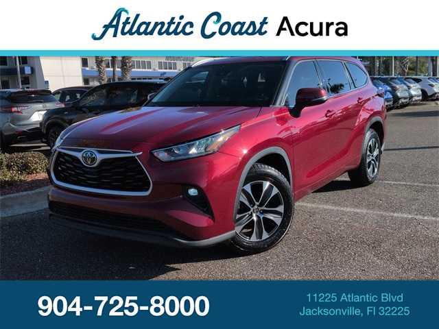 used 2020 Toyota Highlander car, priced at $22,995