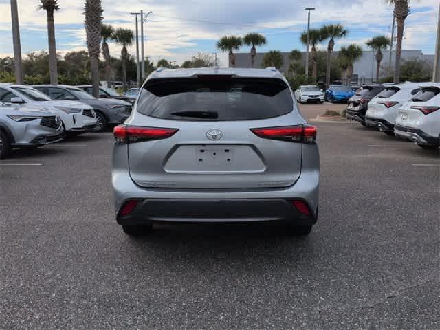 used 2021 Toyota Highlander car, priced at $32,495