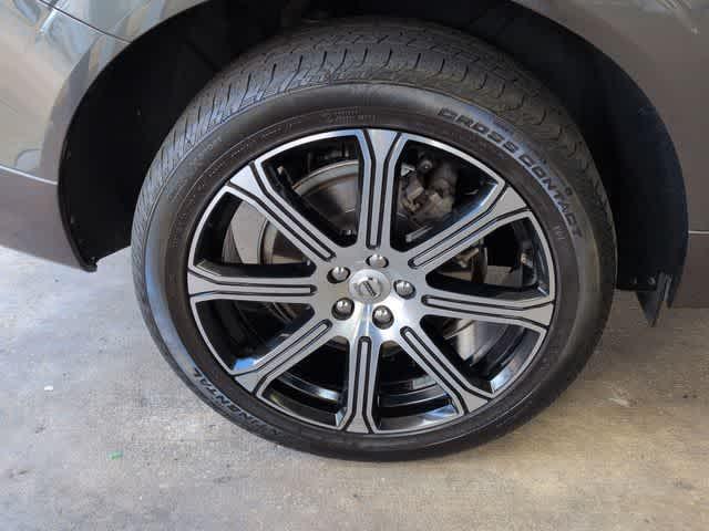 used 2018 Volvo XC60 car, priced at $17,395