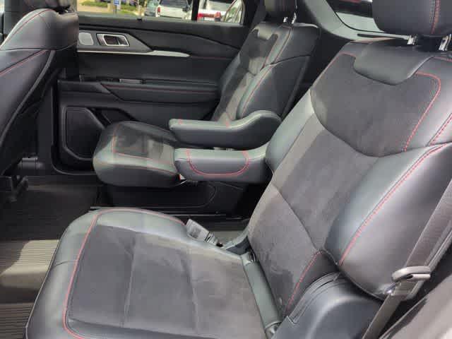 used 2025 Ford Explorer car, priced at $47,433