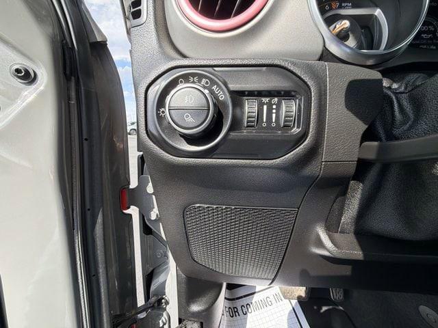 used 2021 Jeep Gladiator car, priced at $26,304