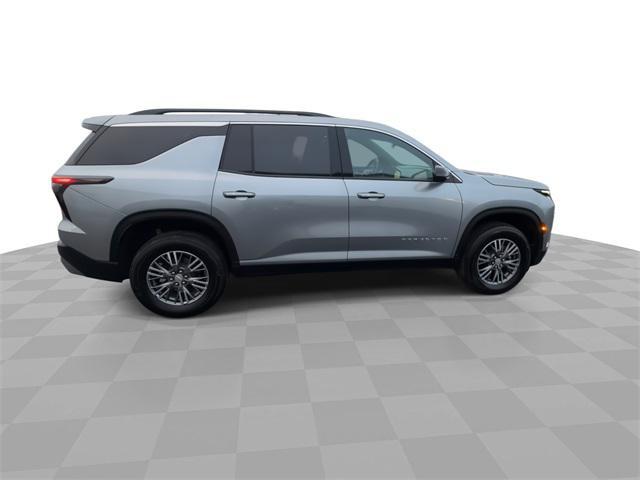 used 2025 Chevrolet Traverse car, priced at $35,500