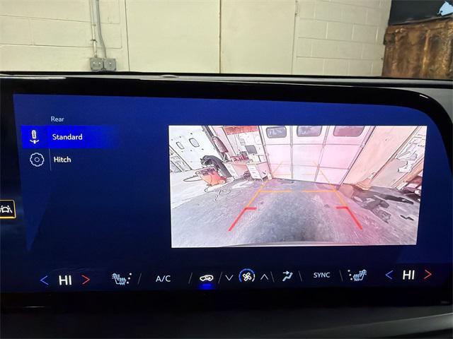 used 2025 Chevrolet Traverse car, priced at $35,500