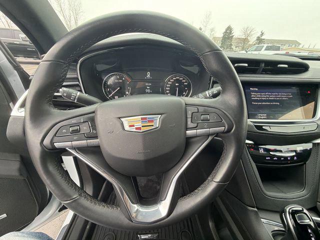 used 2025 Cadillac XT6 car, priced at $42,304