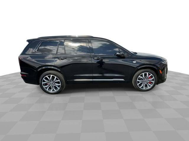 used 2024 Cadillac XT6 car, priced at $44,304