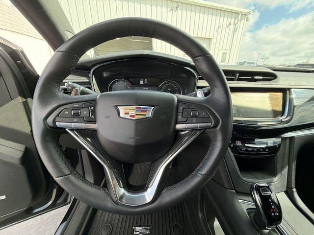 used 2024 Cadillac XT6 car, priced at $44,304