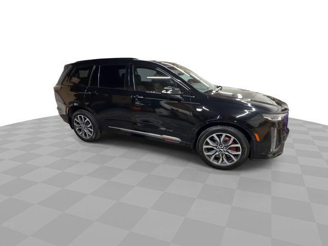used 2024 Cadillac XT6 car, priced at $43,000