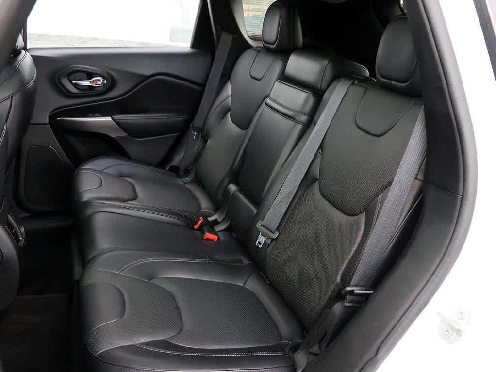 used 2019 Jeep Cherokee car, priced at $16,775