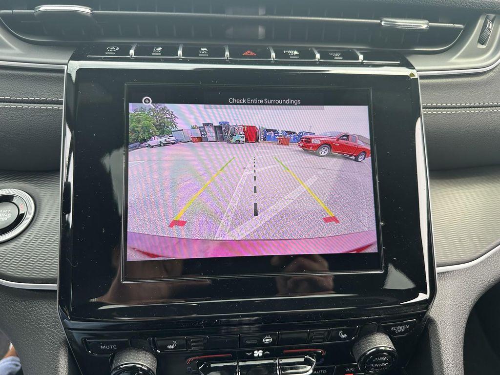 new 2025 Jeep Grand Cherokee L car, priced at $40,974