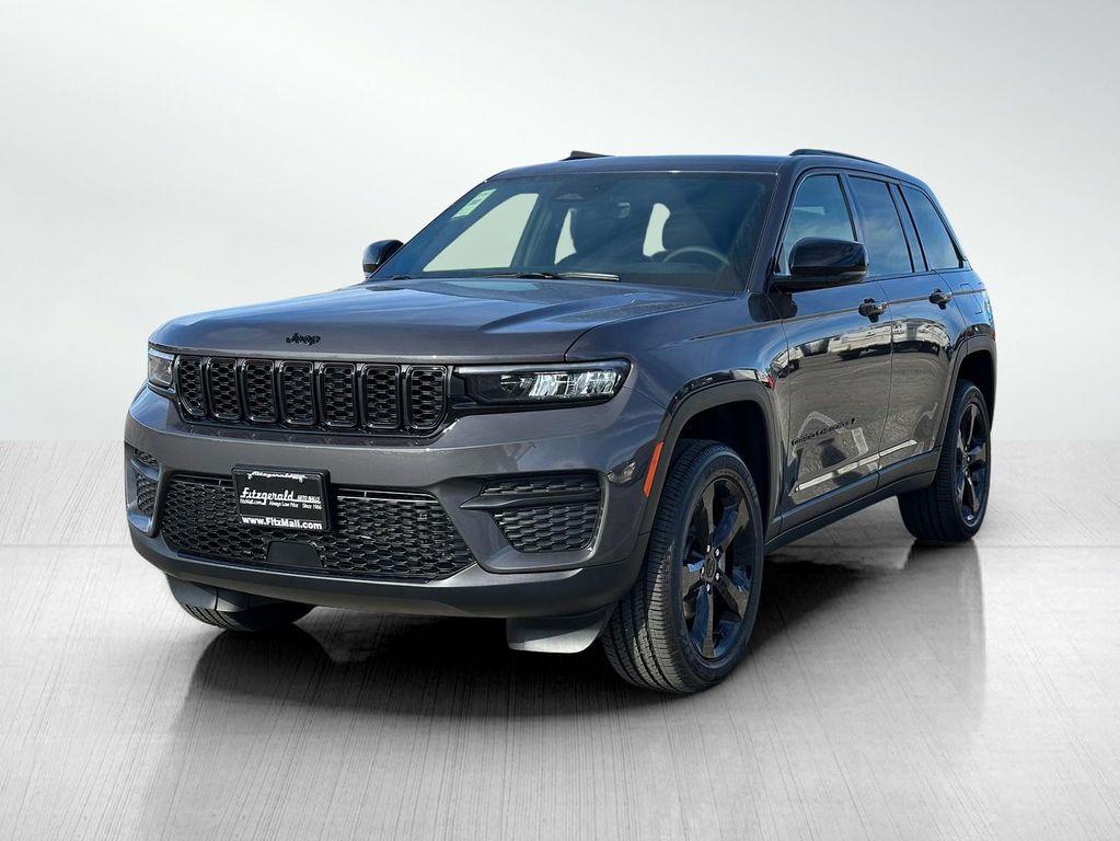 new 2025 Jeep Grand Cherokee car, priced at $42,438