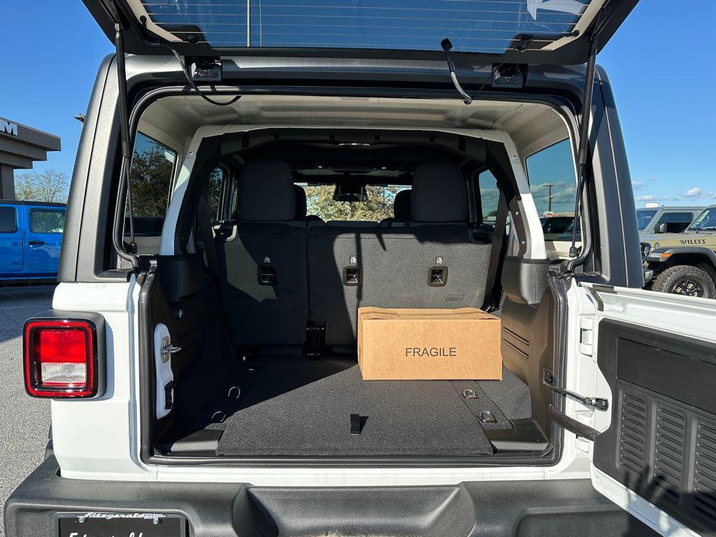 new 2026 Jeep Wrangler car, priced at $46,787
