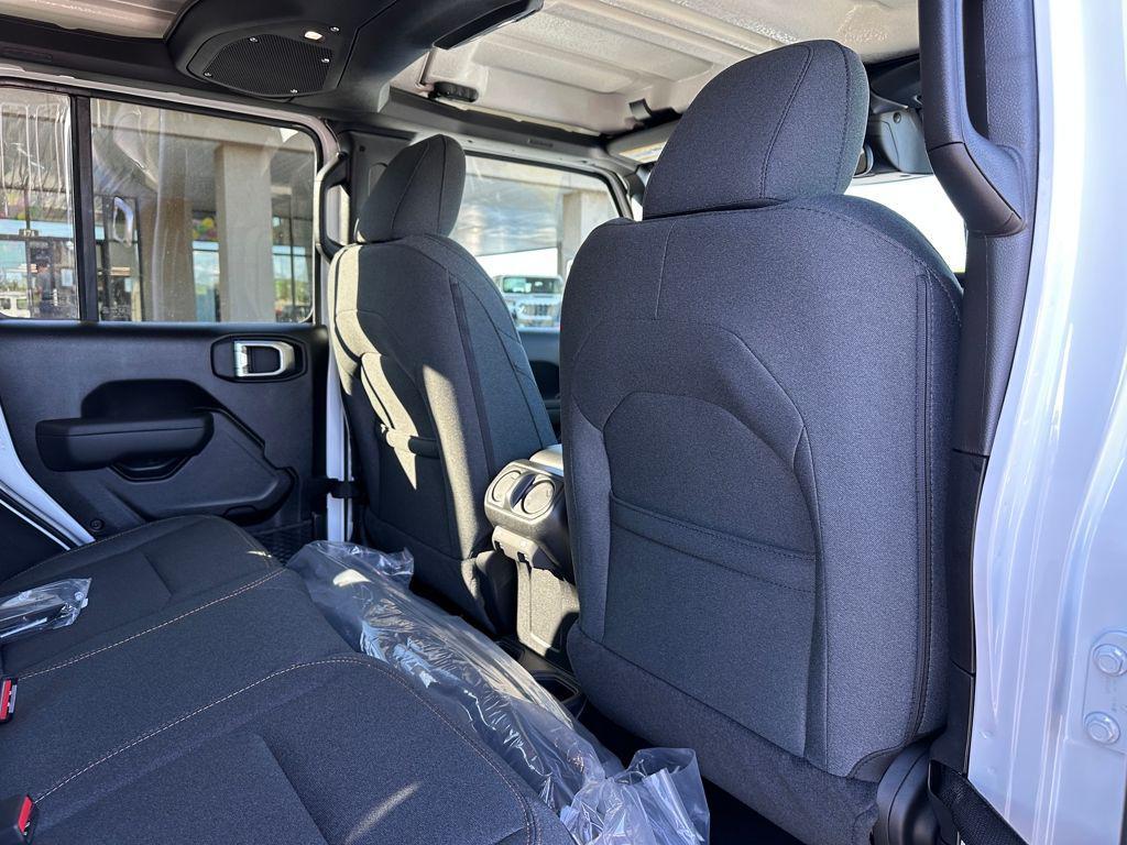 new 2026 Jeep Wrangler car, priced at $46,787