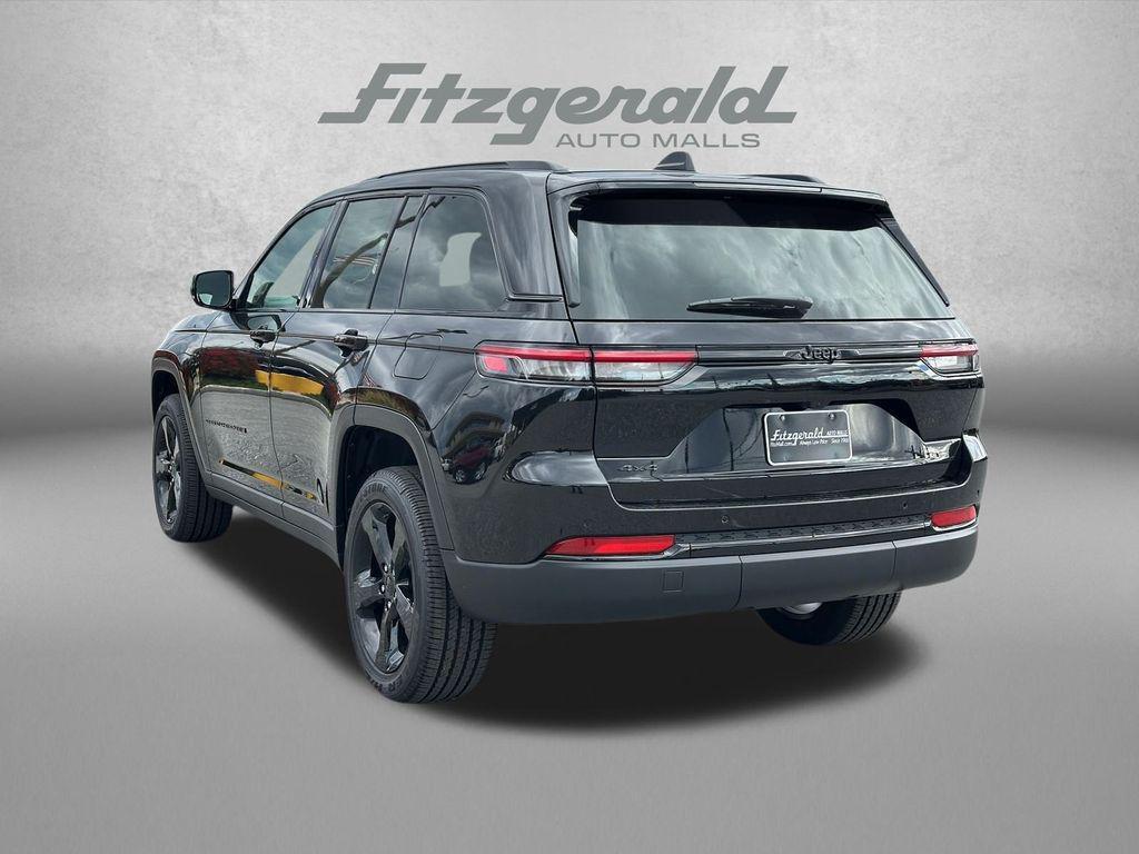 new 2025 Jeep Grand Cherokee car, priced at $41,334