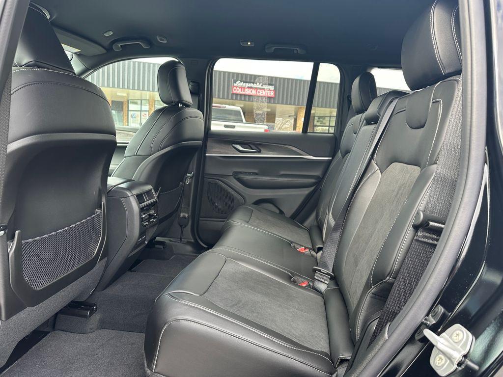 new 2026 Jeep Grand Cherokee car, priced at $46,154