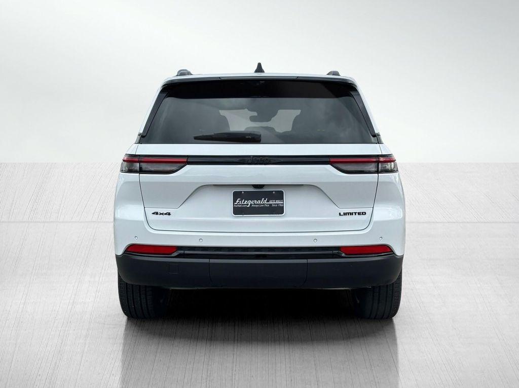 new 2025 Jeep Grand Cherokee car, priced at $49,826