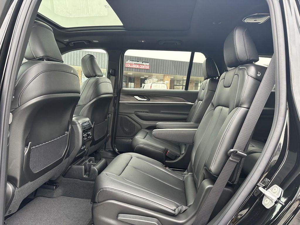 new 2025 Jeep Grand Cherokee L car, priced at $49,123