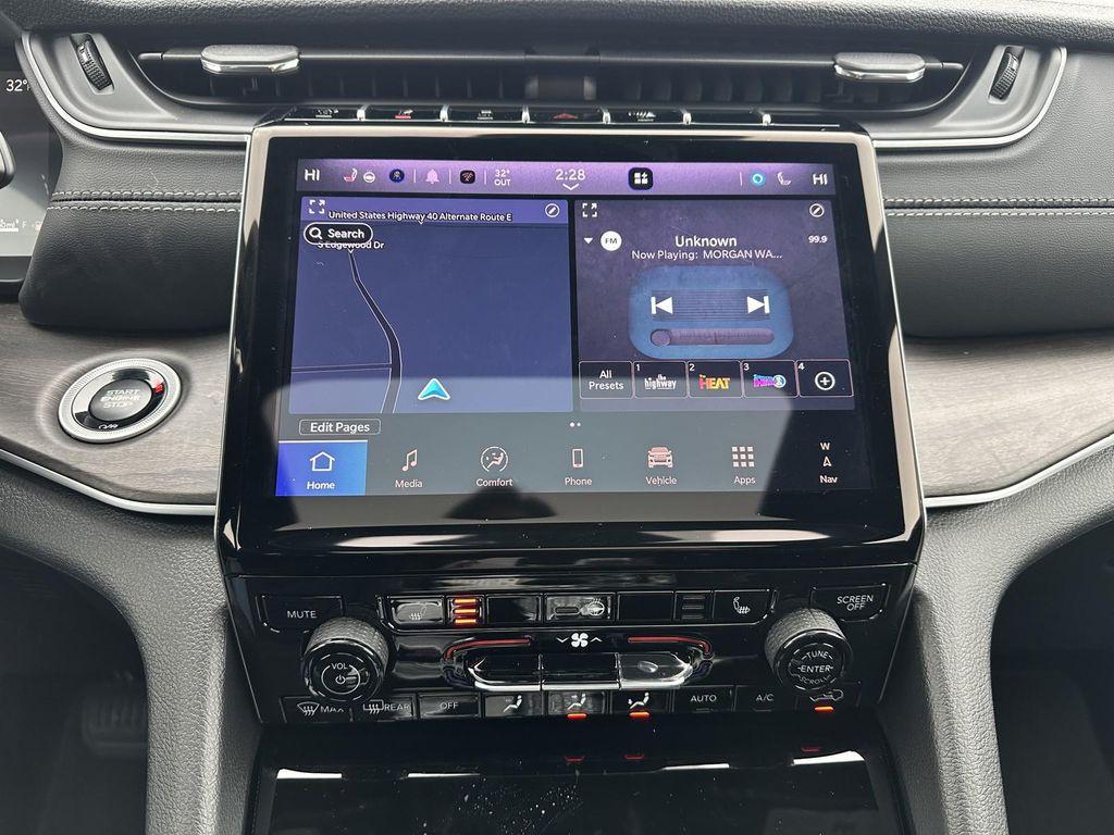 new 2025 Jeep Grand Cherokee L car, priced at $49,123