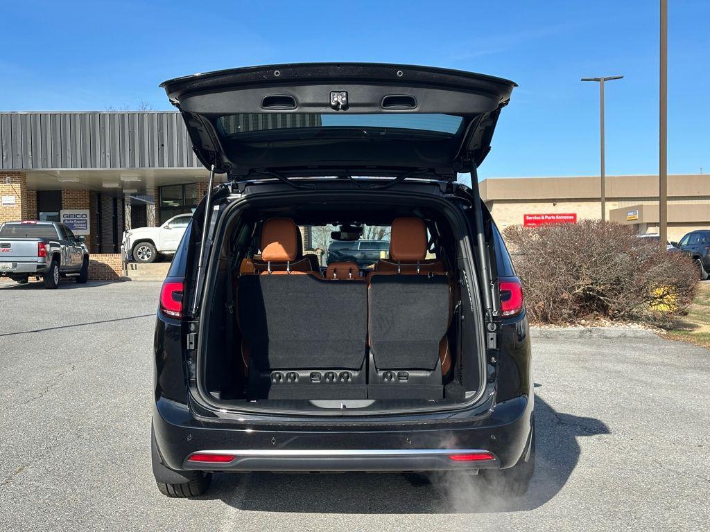 new 2026 Chrysler Pacifica car, priced at $51,066
