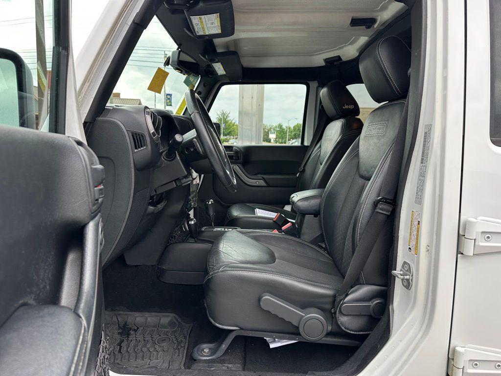 used 2016 Jeep Wrangler Unlimited car, priced at $18,787