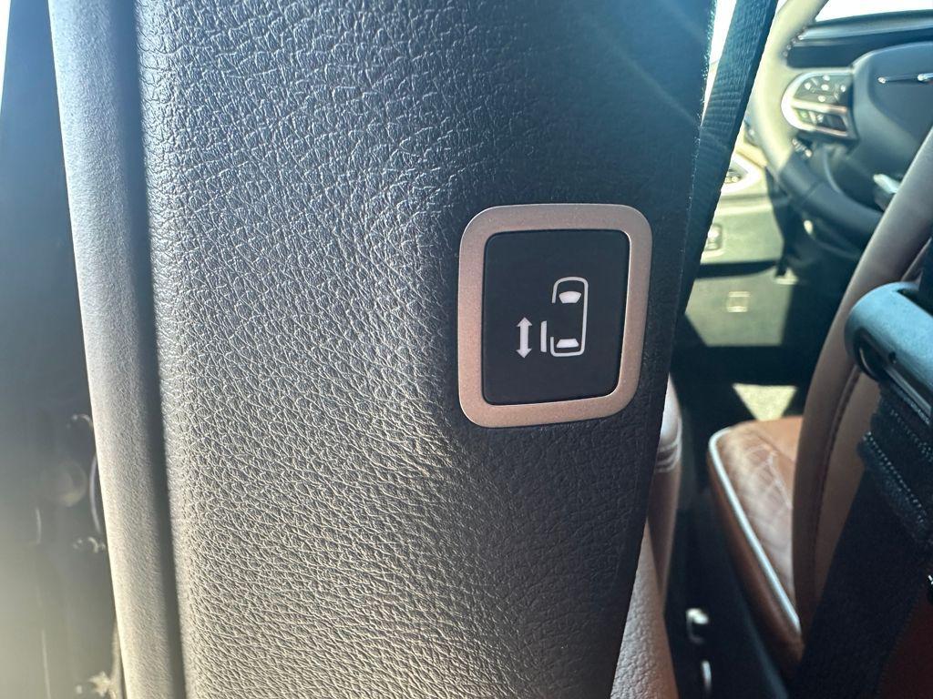 new 2026 Chrysler Pacifica car, priced at $54,162