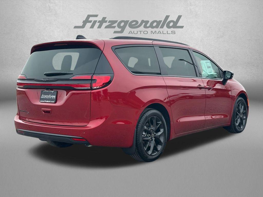 new 2026 Chrysler Pacifica car, priced at $43,129