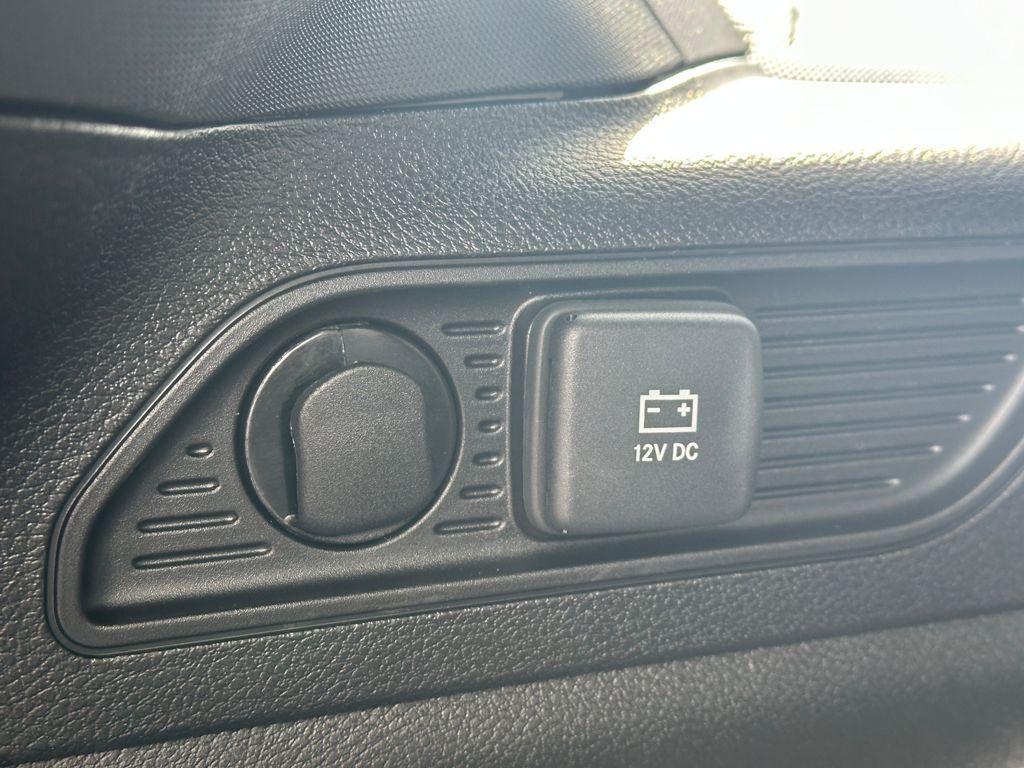 new 2025 Jeep Grand Cherokee car, priced at $42,560