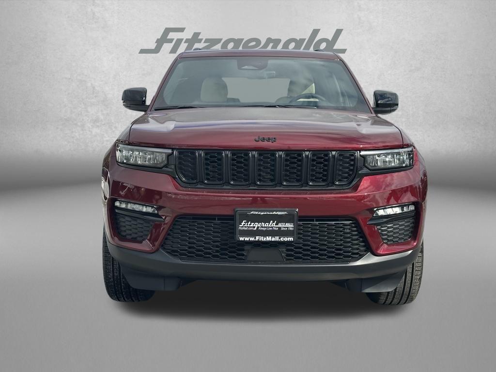 new 2025 Jeep Grand Cherokee car, priced at $42,560