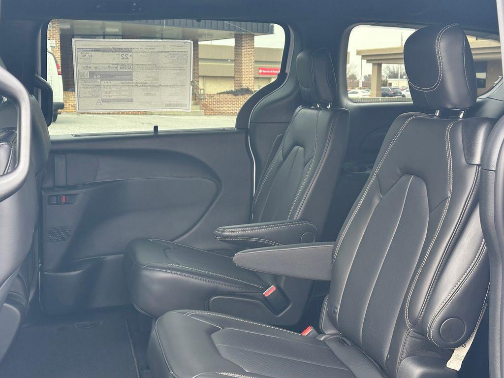 new 2026 Chrysler Pacifica car, priced at $40,663