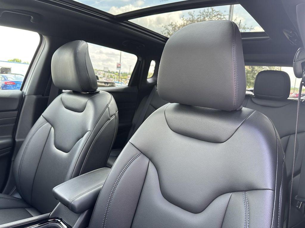 new 2025 Jeep Compass car, priced at $34,959