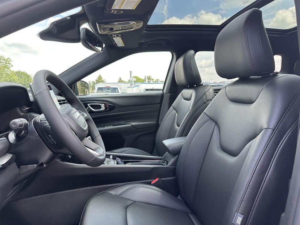 new 2025 Jeep Compass car, priced at $34,959