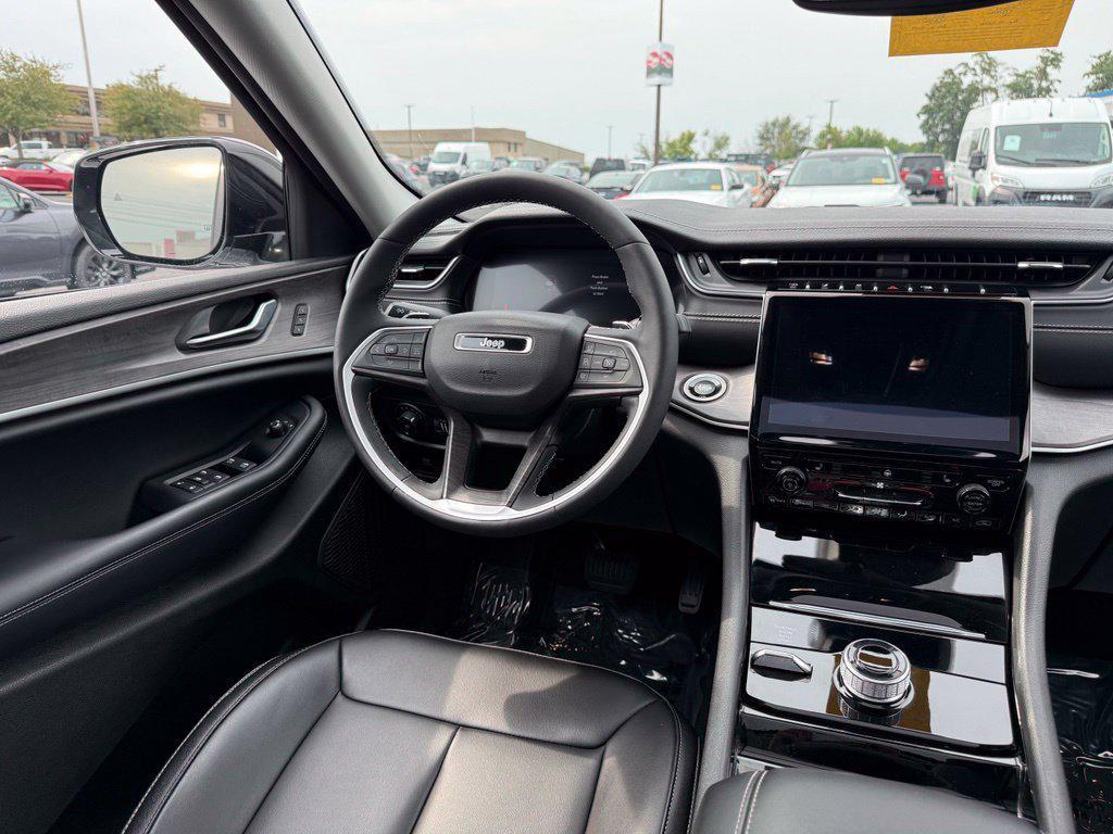 used 2023 Jeep Grand Cherokee car, priced at $29,787