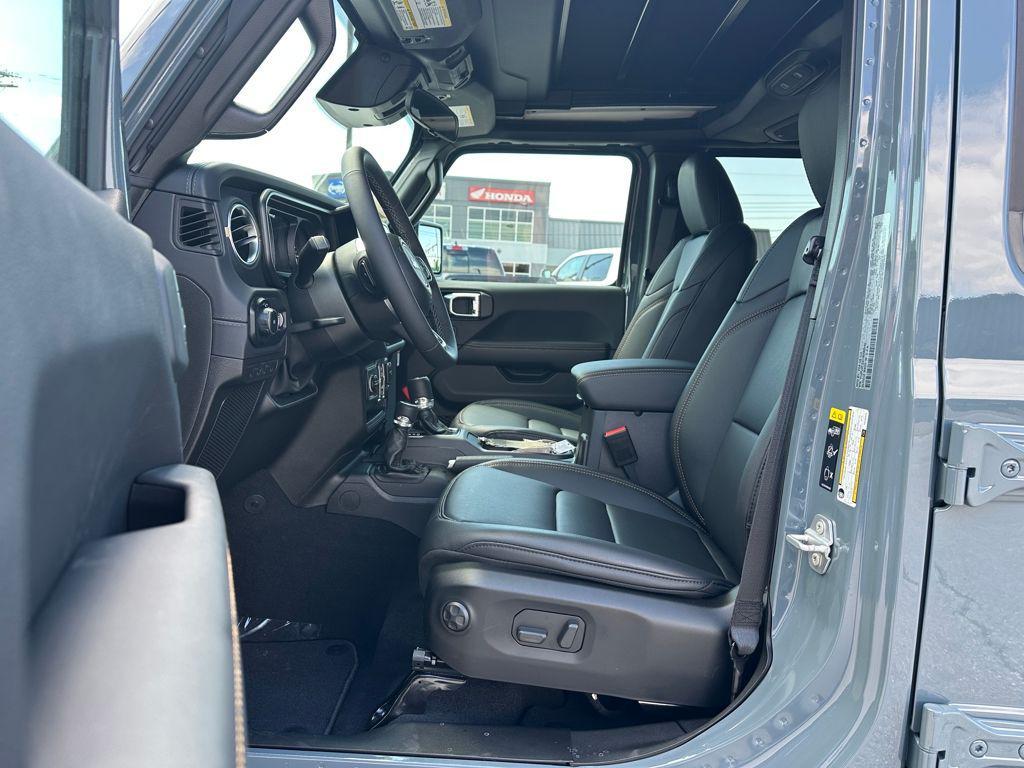 new 2026 Jeep Wrangler car, priced at $55,622