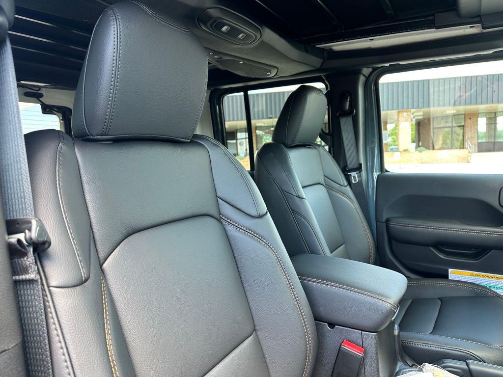 new 2026 Jeep Wrangler car, priced at $55,622