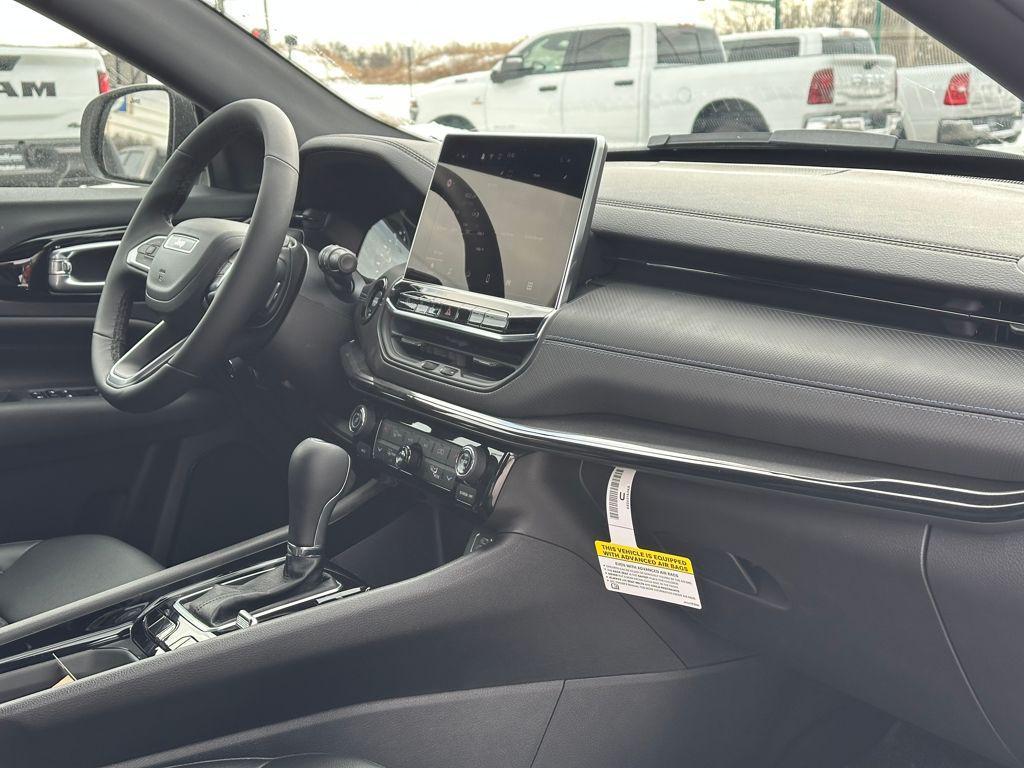 new 2026 Jeep Compass car, priced at $32,136