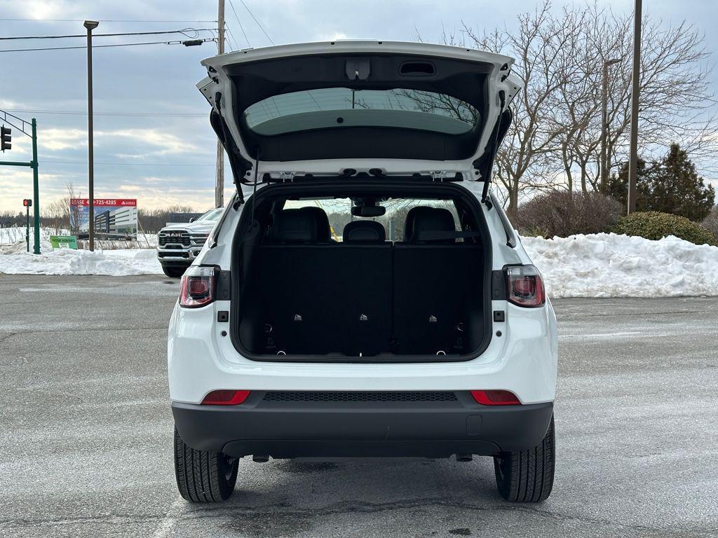 new 2026 Jeep Compass car, priced at $32,136
