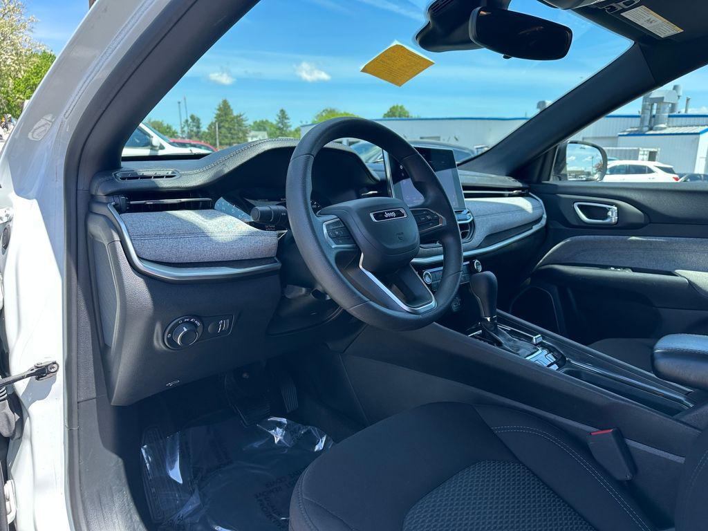 used 2023 Jeep Compass car, priced at $20,287