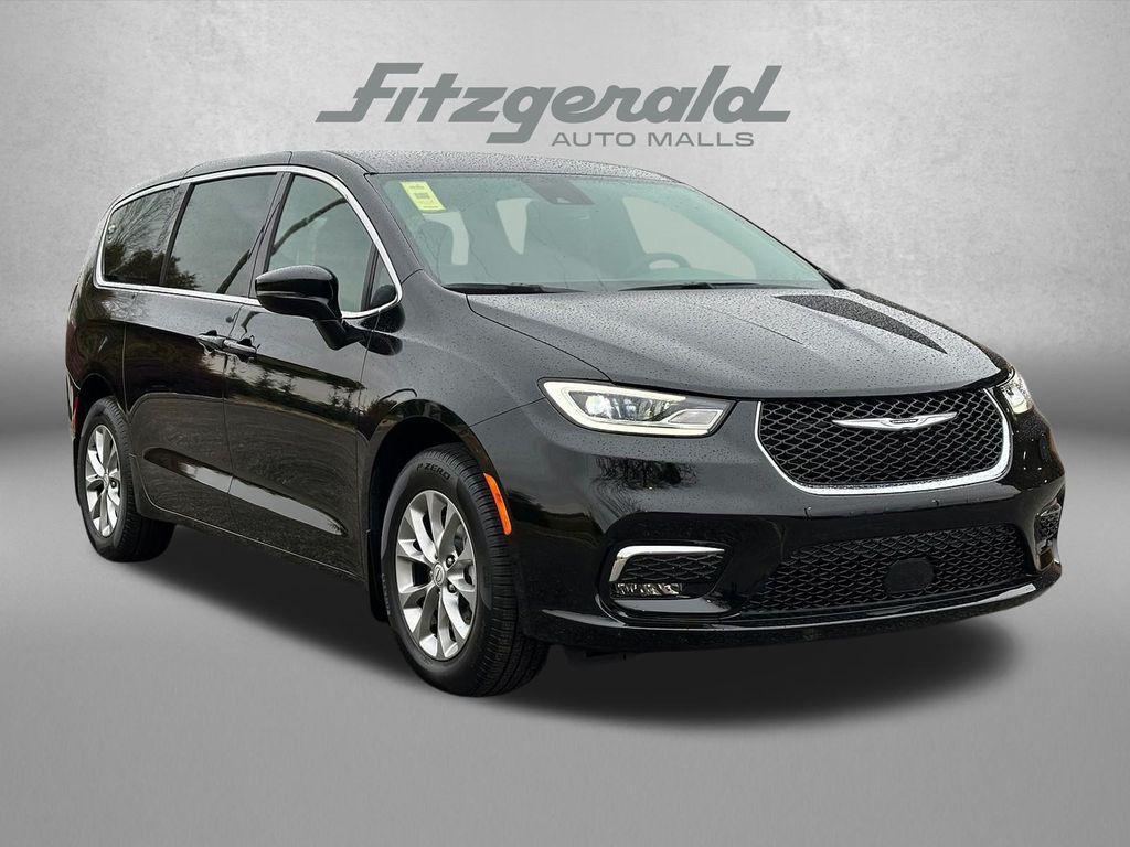 new 2026 Chrysler Pacifica car, priced at $41,258