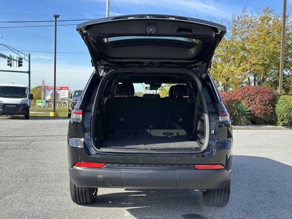 new 2025 Jeep Grand Cherokee L car, priced at $44,148