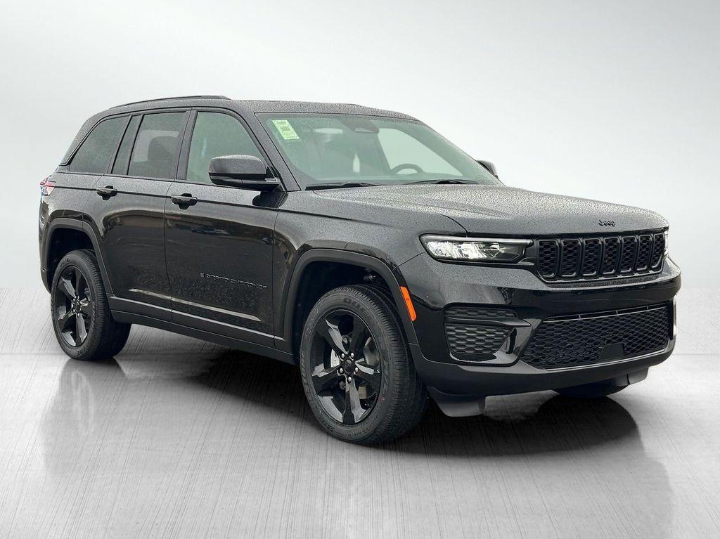 new 2025 Jeep Grand Cherokee car, priced at $42,438