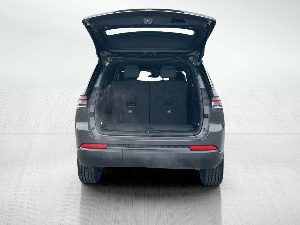 new 2025 Jeep Grand Cherokee L car, priced at $46,623