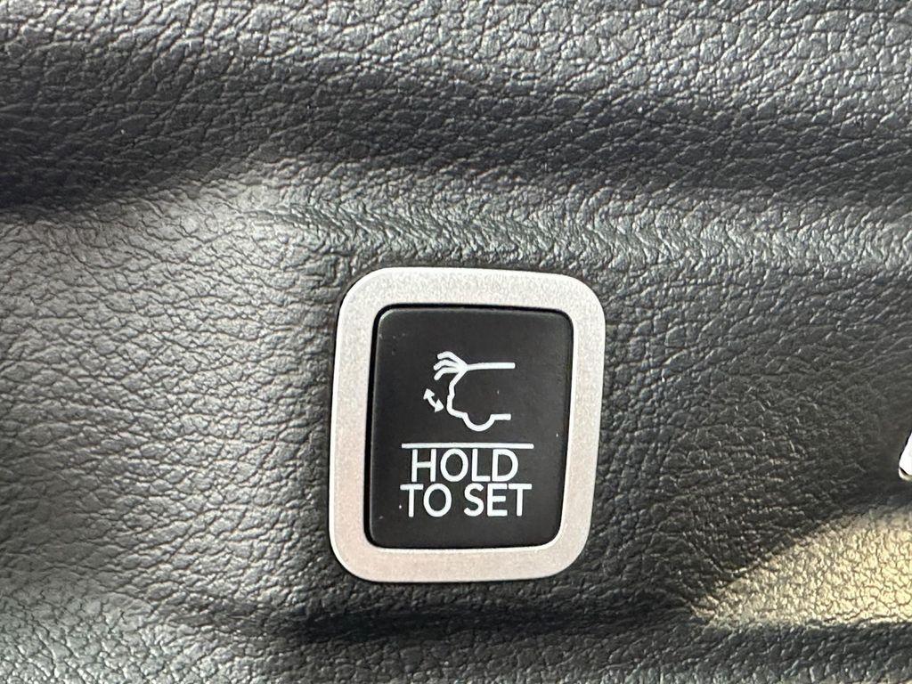 new 2025 Jeep Grand Cherokee L car, priced at $49,123