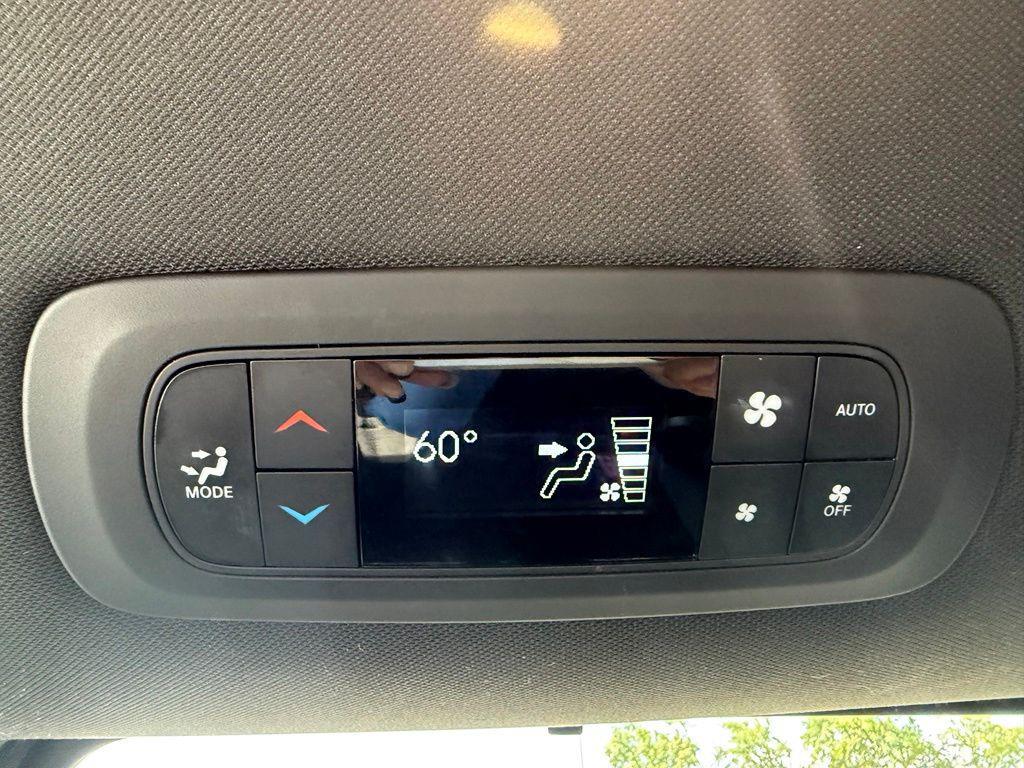 used 2025 Chrysler Pacifica car, priced at $24,687