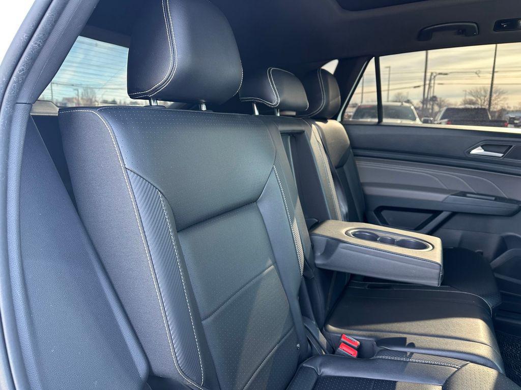 used 2021 Volkswagen Atlas Cross Sport car, priced at $25,888