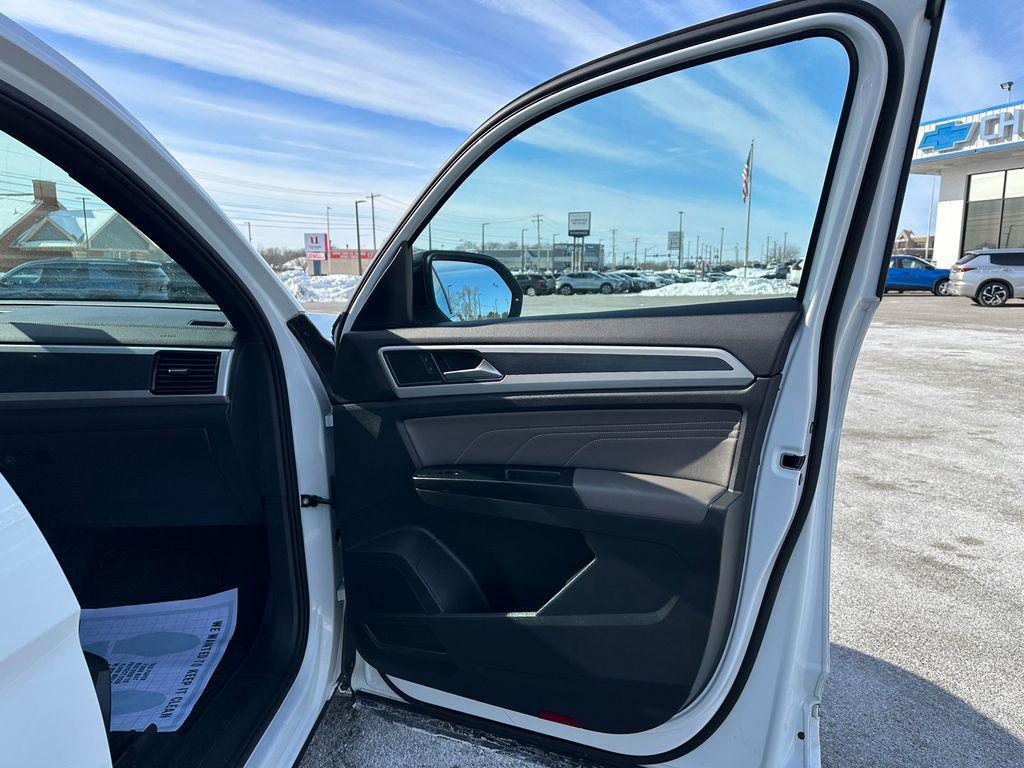 used 2021 Volkswagen Atlas Cross Sport car, priced at $25,888