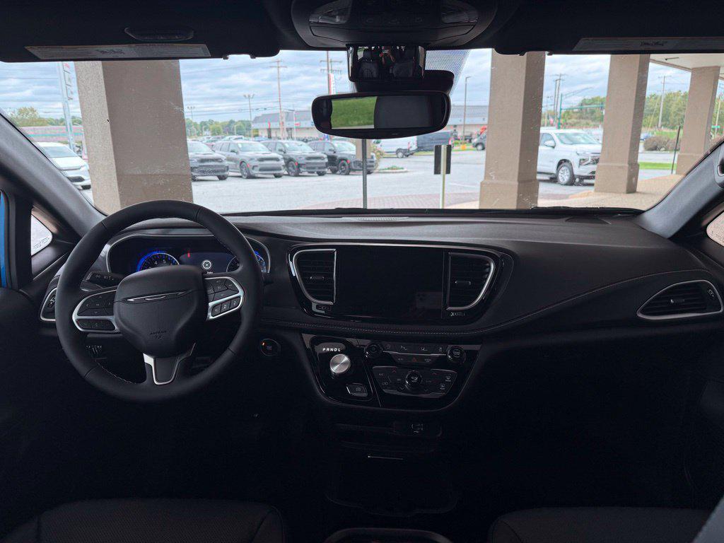 new 2027 Chrysler Pacifica car, priced at $46,910