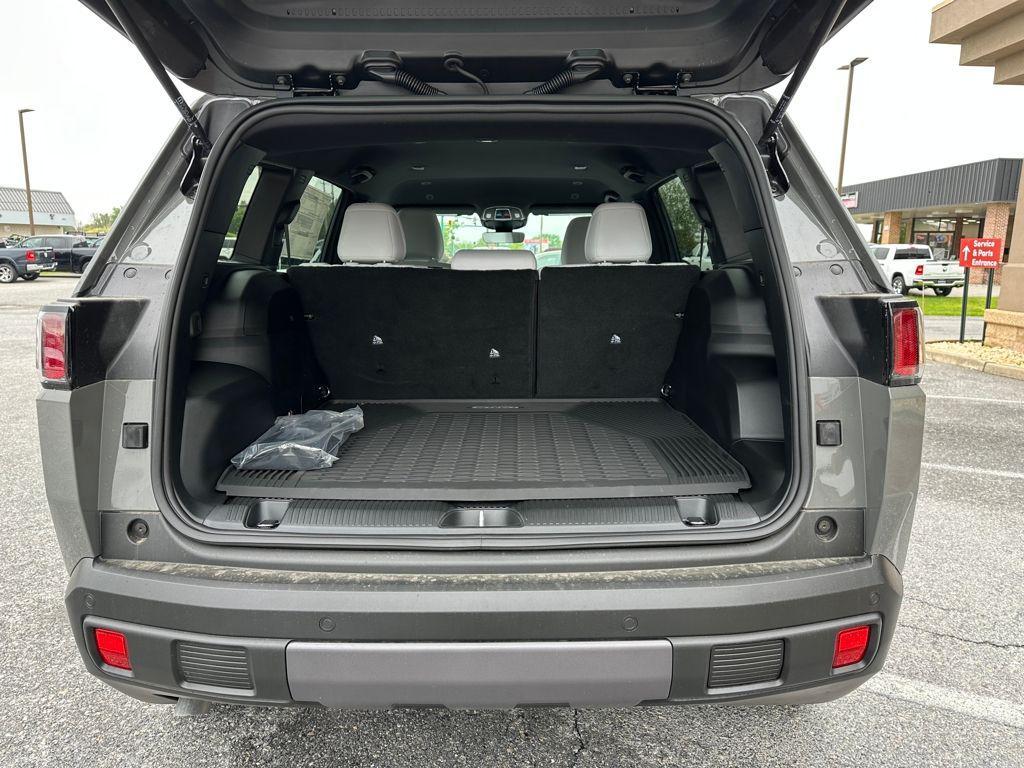 new 2026 Jeep Cherokee car, priced at $38,814